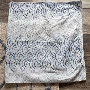 Set of 2 Blue printed 100% bath towels